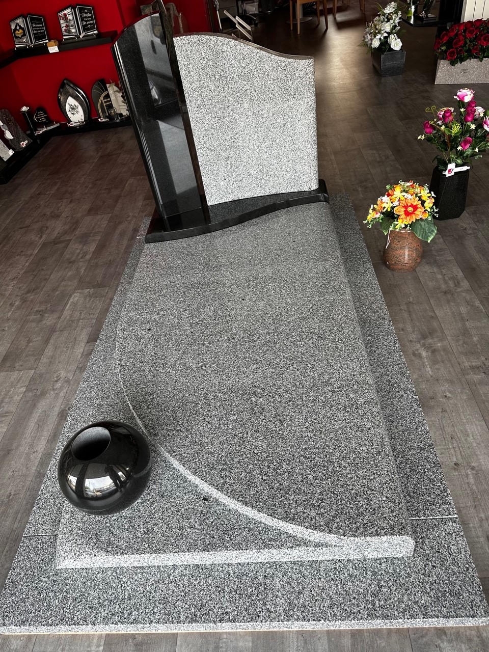 Monument fun&eacute;raire &mdash; Rennes Nord
