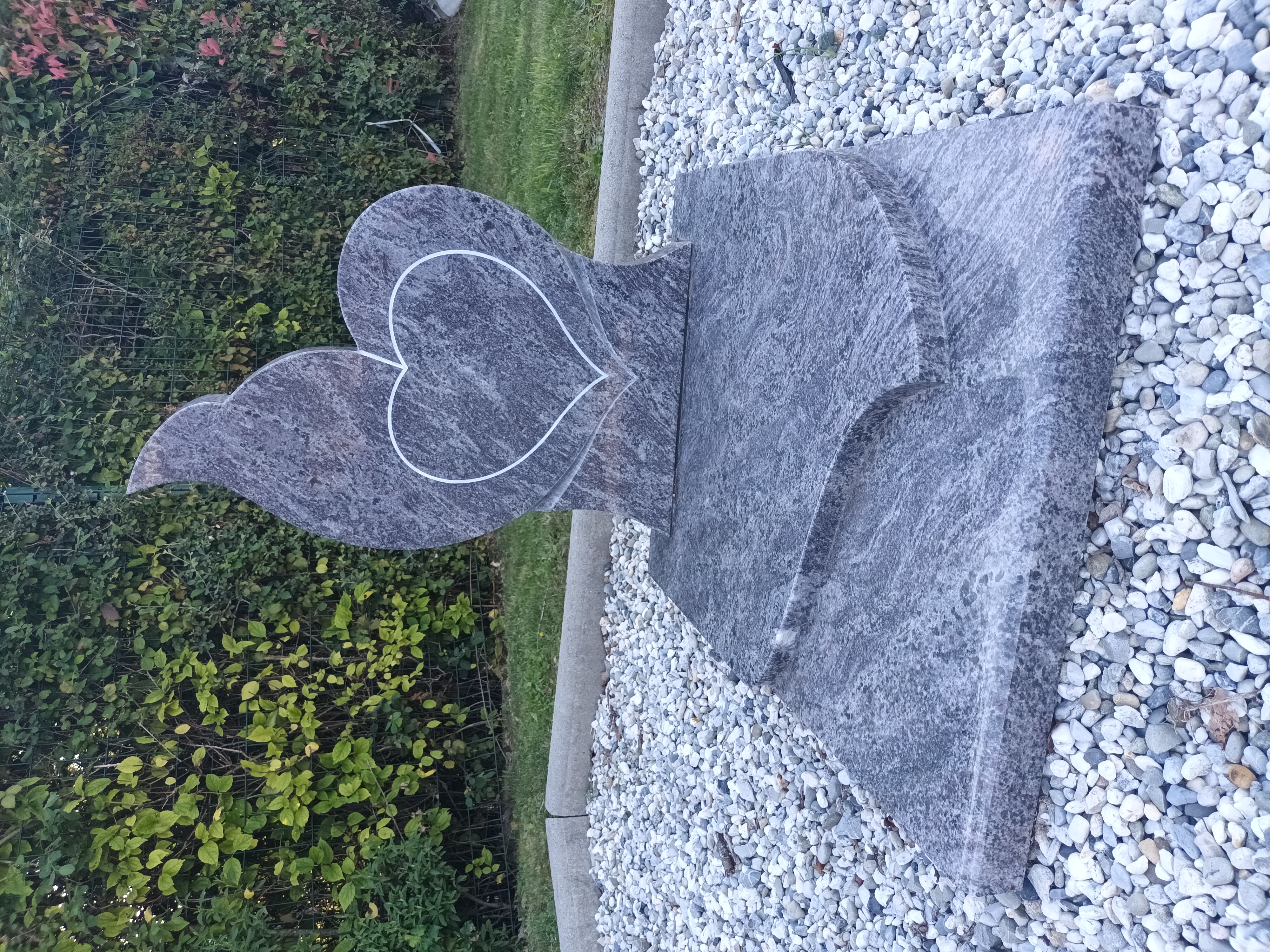Monument fun&eacute;raire &mdash; Thorign&eacute;