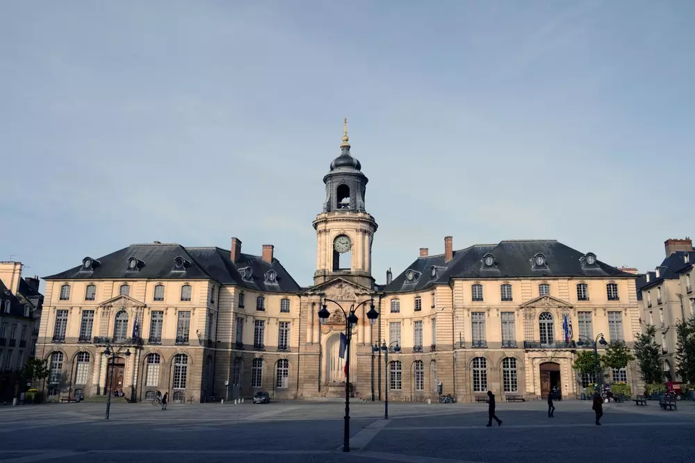 /medias/site/chapelet/Mairie%20Rennes.jpg